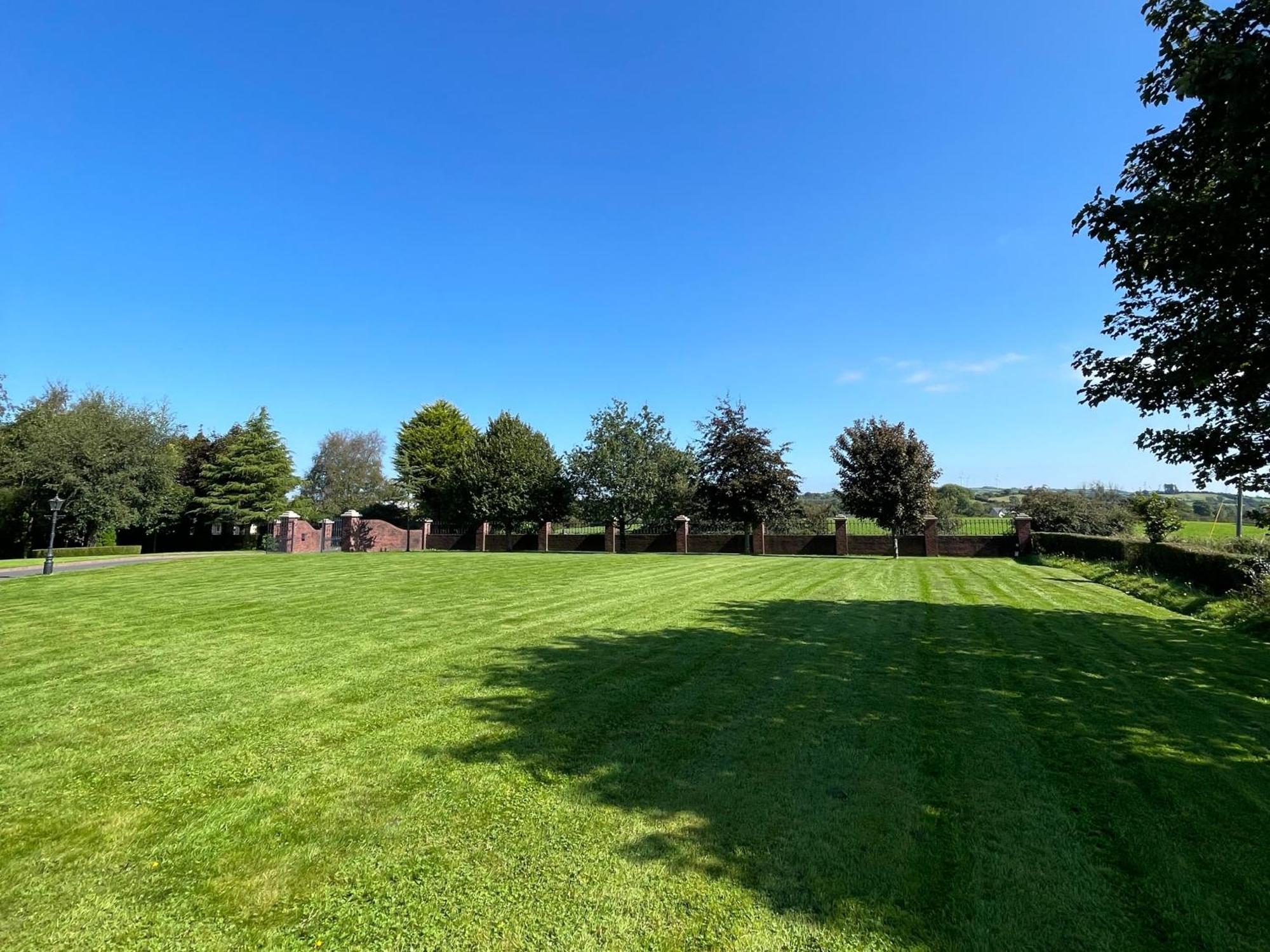 Greenfields Country House Latton Екстериор снимка